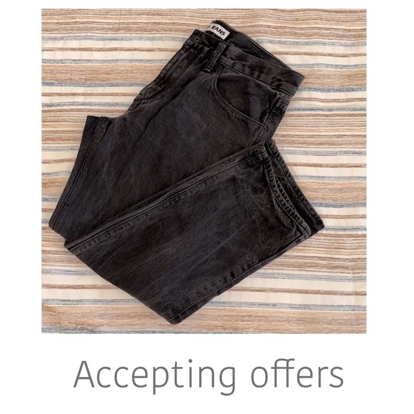 Express Rocco Slim Fit Skinny Leg Dark Gray Jeans Sz 33 x 30 - Picture 1 of 9